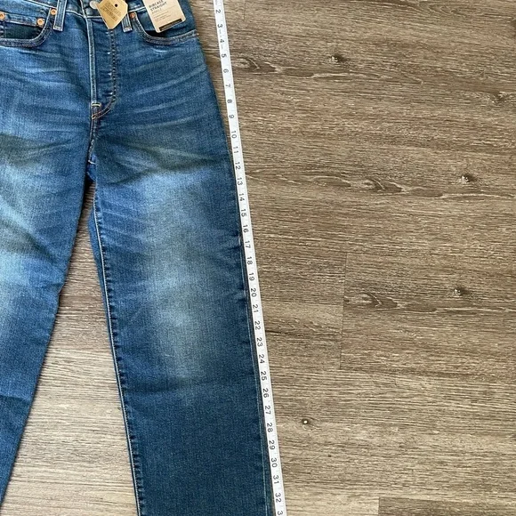 Levi's Blue Straight-Leg Jeans with Vintage Wash - Picture 2 of 6